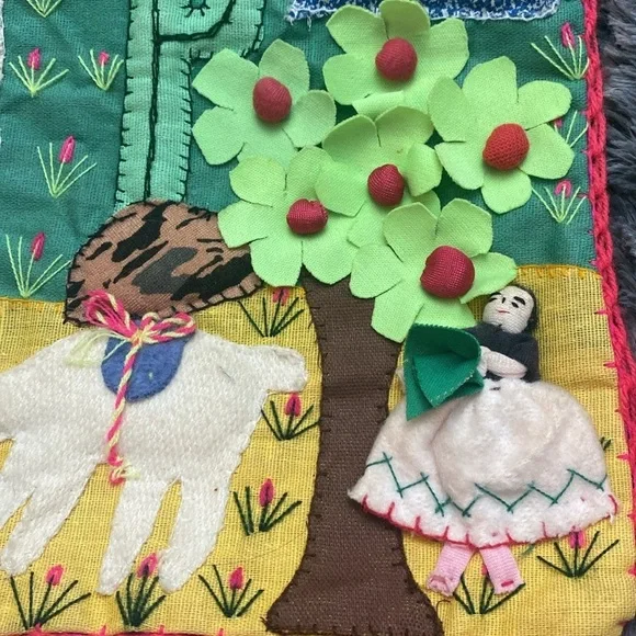 VTG Peruvian Arpillera 3D folk art applique embroidery wall art - Picture 16 of 16
